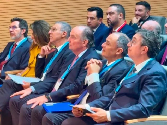 La mission économique du CEMAES à Valence dynamise la coopération industrielle entre le Maroc et l’Espagne, lors d’une journée présidée par le ministre de l’Industrie et du Commerce du Maroc